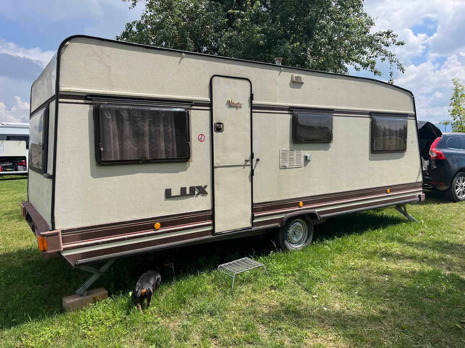 Karavan pre rybárov dl4
